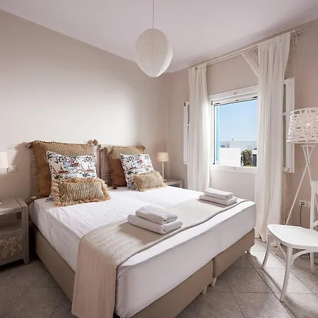 Ciel Milos Holiday home