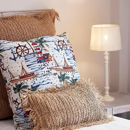 Ciel Milos * Adamantas (Milos)